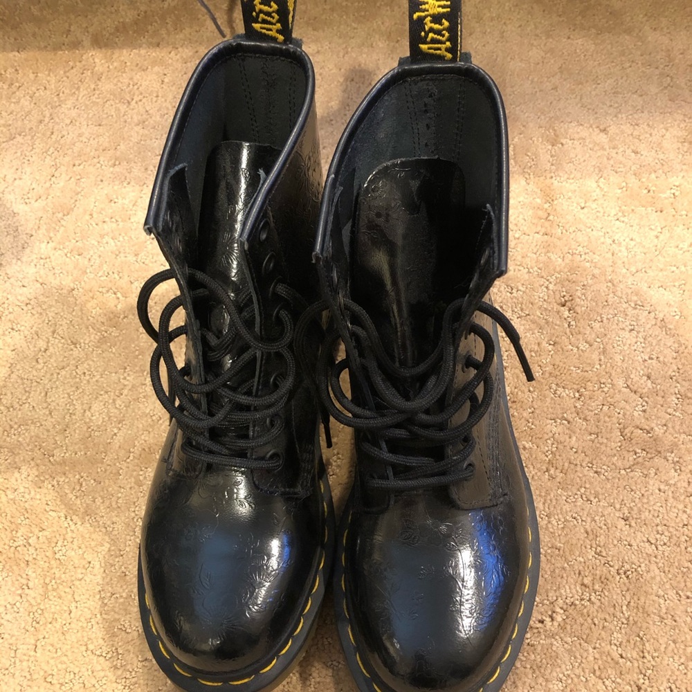 Dr. marten boots